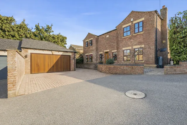 Main Road, Ravenshead, photo 1