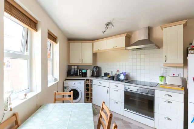 New Charlton Way, Bristol, BS10, photo 2