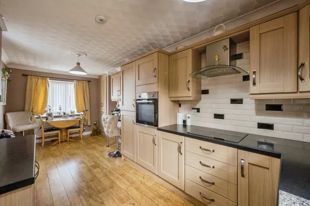 Old Mill Road, Conisbrough, DN12, photo 3