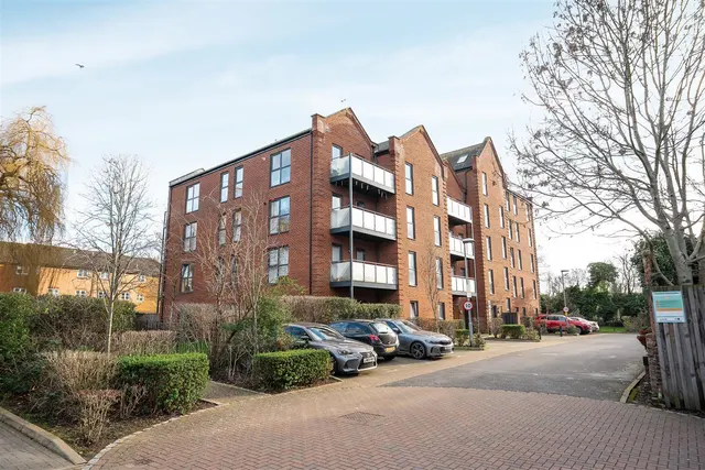 Otter Way, Yiewsley, UB7, photo 1