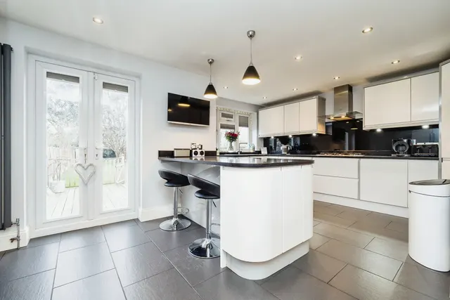 Mendip Road, Hornchurch, photo 1