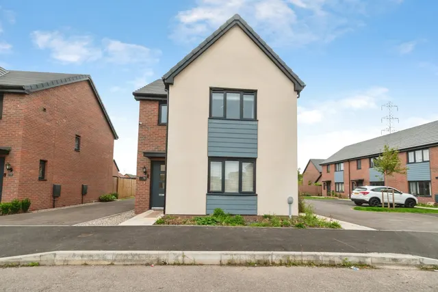 Oxleaze Reen Road, Newport, NP19, photo 1