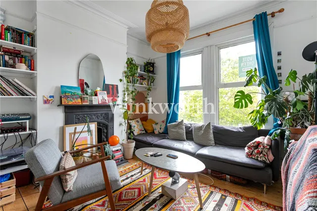 St. John's Road, London, N15, photo 1