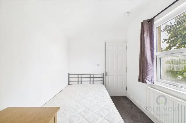 Victoria Road, Northampton, NN1, photo 1