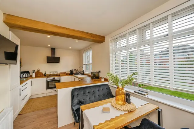 Primley Avenue, Tamworth, B77, photo 3
