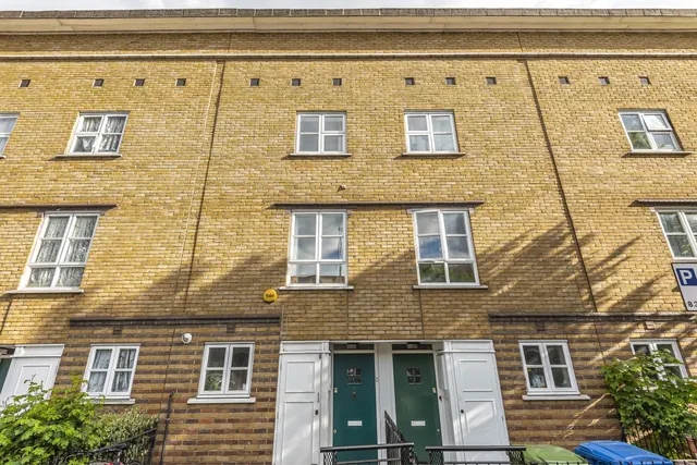 Commercial Way, Peckham, London, SE15, photo 1