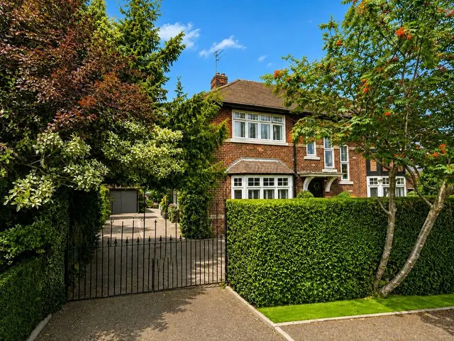 Marlborough Avenue, Hessle, East Yorkshire, HU13, photo 1