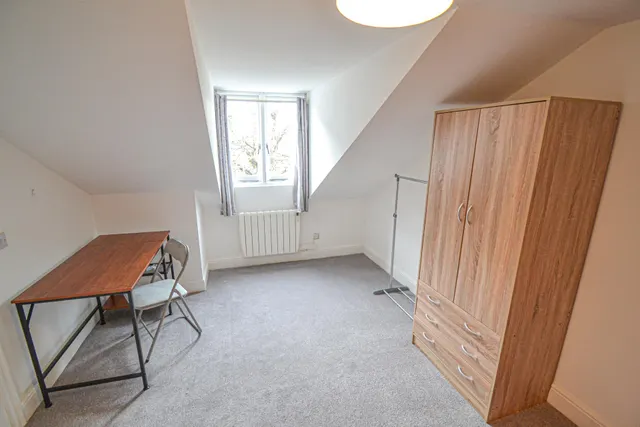 Photo 2 — Mill Road, Cambridge, CB1