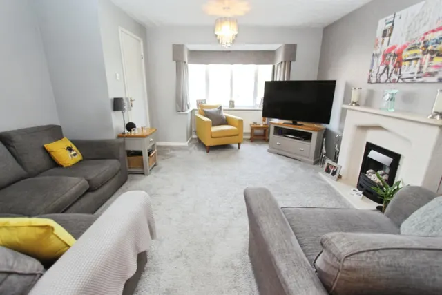 Naseby Drive, Long Eaton, NG10, photo 2