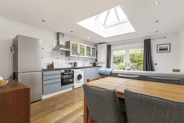 Tangier Road, Richmond, TW10, photo 1