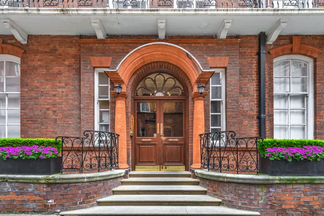 Kensington Gore, Kensington, SW7, photo 1