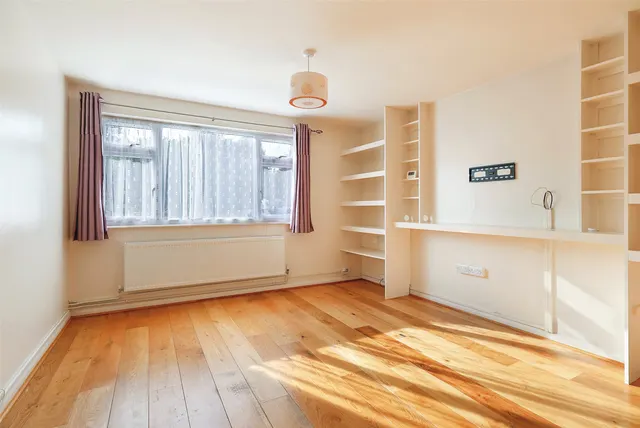 George Horley Place, Newdigate, RH5, photo 3