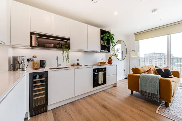 Photo 2 — Showflat 6 (3 bed) Navigator Place, Kidbrooke Village