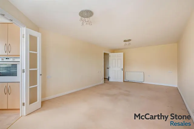 Western Avenue, Newbury, RG14, photo 3