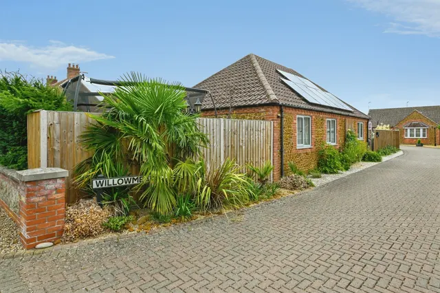 Willowmead Close, Snettisham, PE31, photo 1