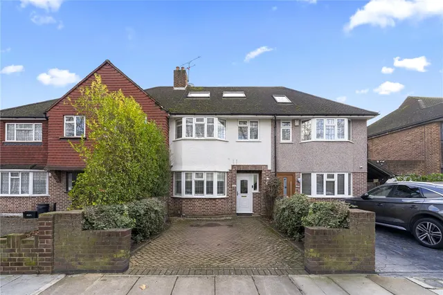 Photo 2 — Chertsey Road, Twickenham, TW2 6LP