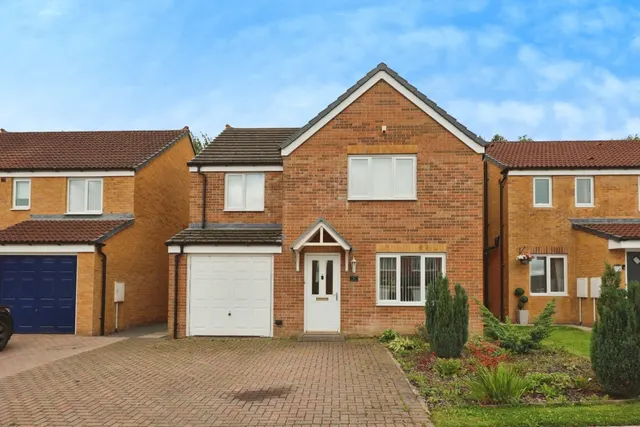 Dixon Way, Coundon, DL14, photo 1