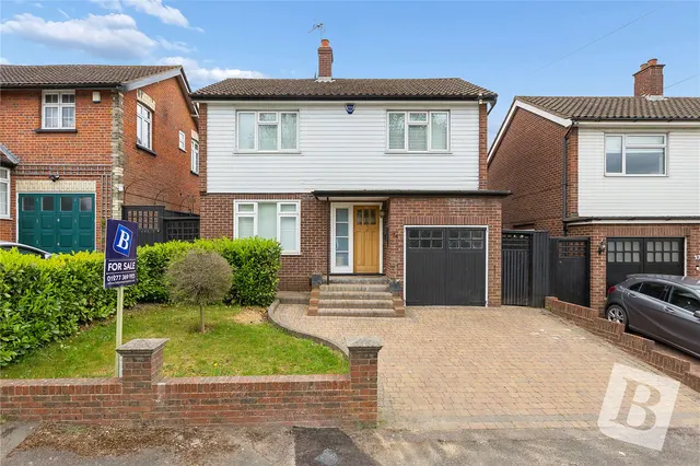 Coopers Hill, Ongar, CM5, photo 1