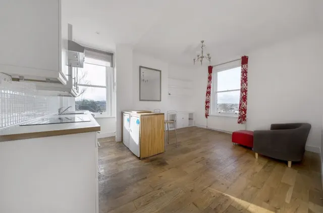Bramley Hill, South Croydon, CR2, photo 2