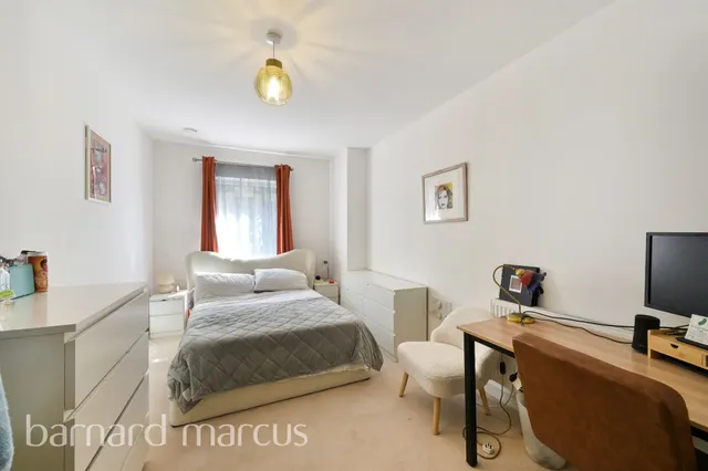 Photo 3 — Elmington Road, London