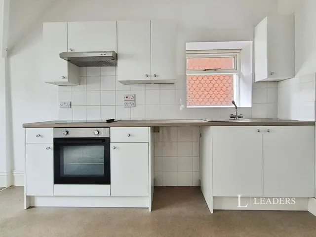 Compton Street, Eastbourne, BN21, photo 3