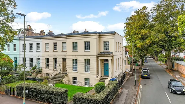 London Road, Cheltenham, GL52, photo 1