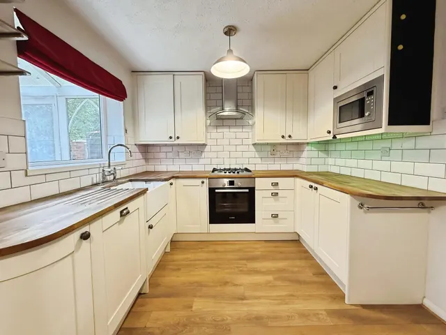 Ellwood Crescent, Nottingham, NG8, photo 3