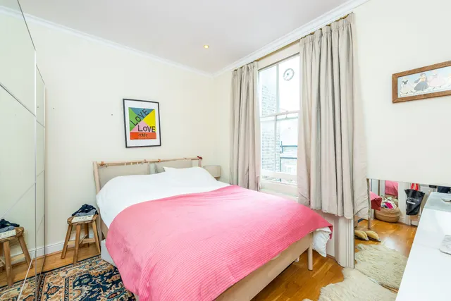 London, SW1V, photo 2