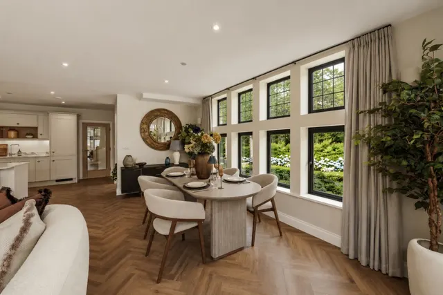 Lyndhurst, SO43, photo 3
