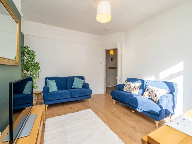 Roseburn Drive, Roseburn, EH12, photo 3