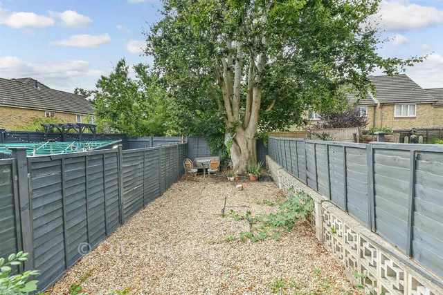 Lindley Road, Godstone, RH9, photo 2