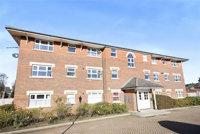 Burns Close, Billericay, Essex, CM11, photo 1