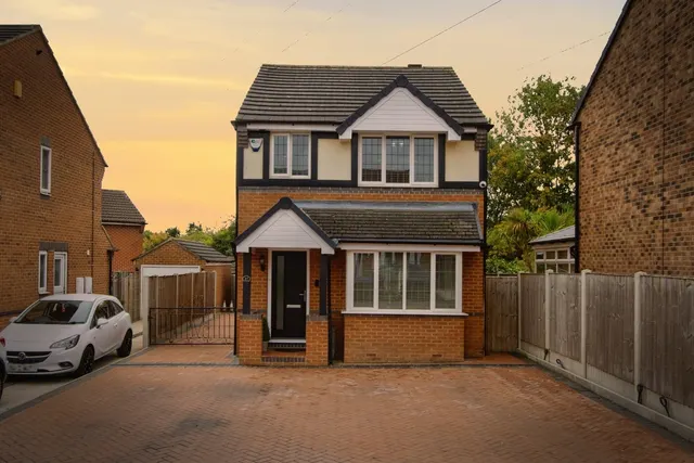 Rushworth Close, Stanley, WF3, photo 1