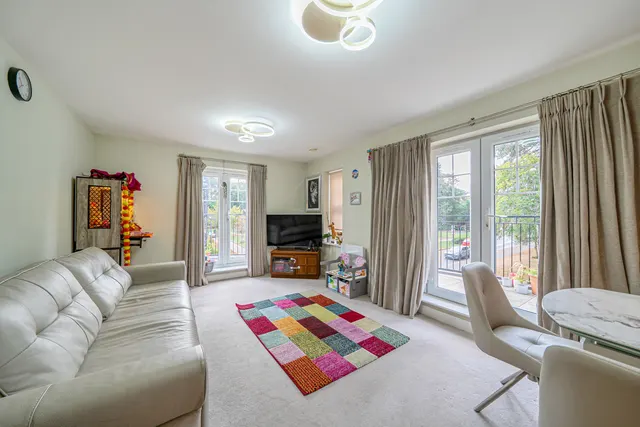 Colnhurst Road, Watford, WD17, photo 3