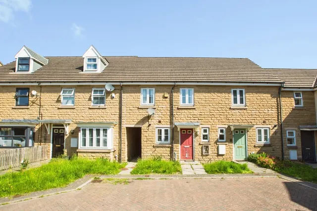 Cusworth Close, Halifax, West Yorkshire, HX1, photo 1
