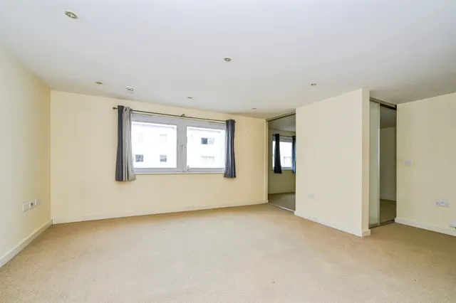 Beckhampton Street, Swindon, SN1, photo 2