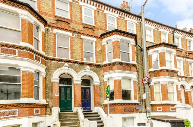 59c Schubert Road, London, photo 1