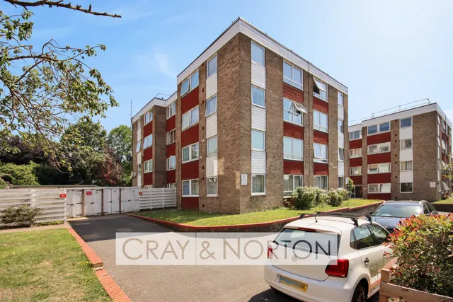 Photo 2 — Epsom Road, Croydon, CR0 4NT