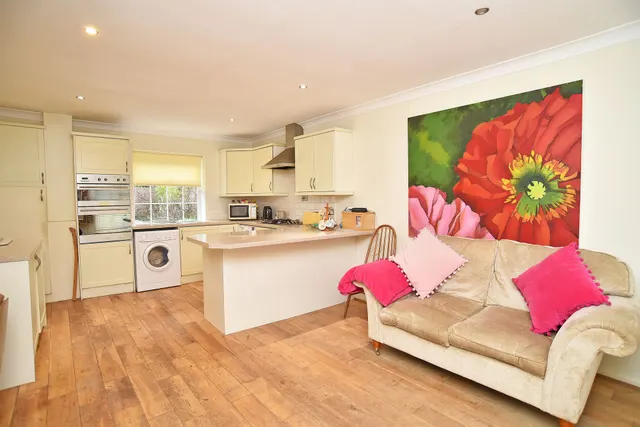 Cold Bath Road, Harrogate, HG2, photo 2