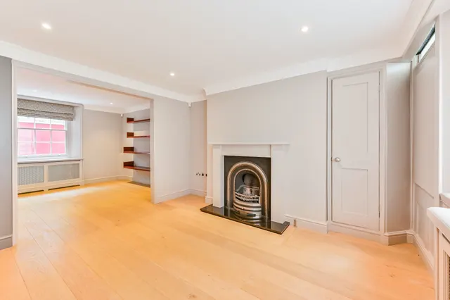 Photo 2 — 12 Colville Place, London