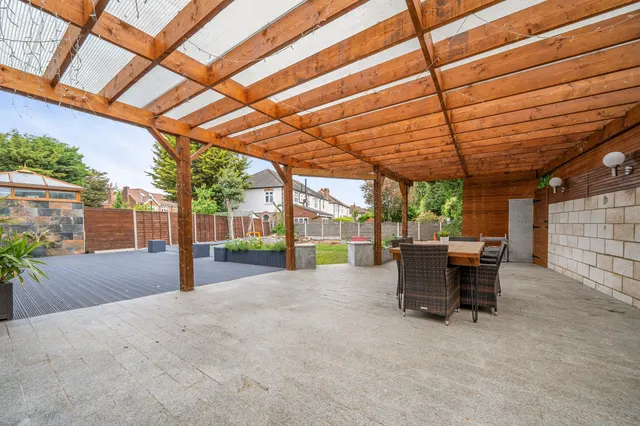 The Ridgeway, Enfield, EN2, photo 2