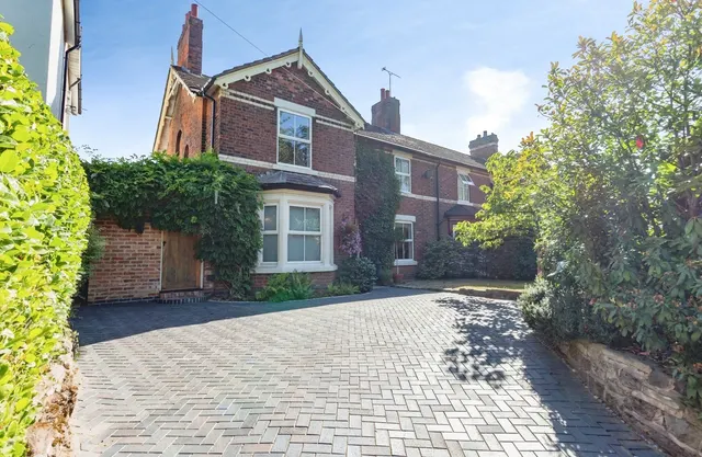 Lichfield Road, Stafford, Staffordshire, ST17, photo 1
