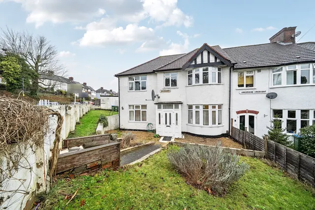 Moordown, SE18, photo 1