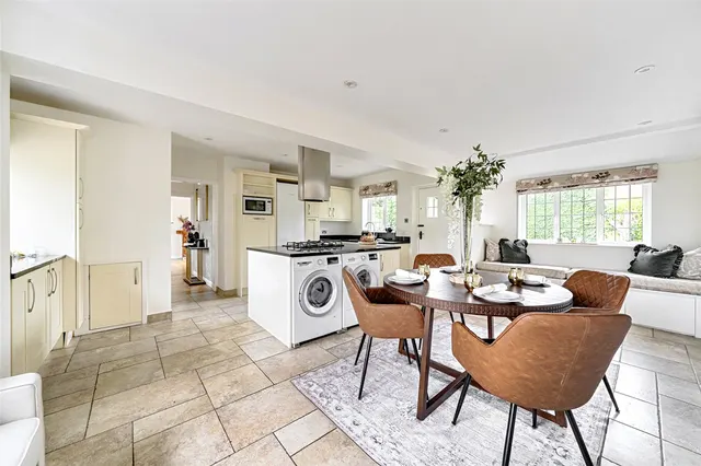 Denham Lane, Chalfont St. Peter, SL9, photo 2