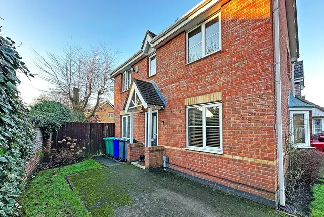 Photo 2 — Inglesham Close, Baguley, Manchester M23 1LQ