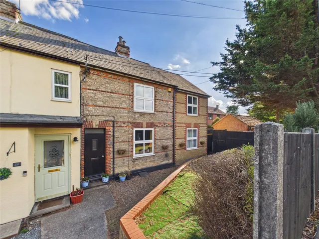 Coggeshall Road, Marks Tey, CO6, photo 1