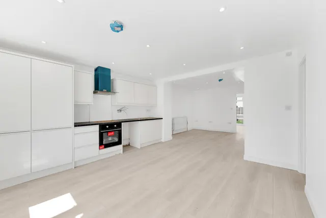 Photo 2 — Westhorne Avenue, Eltham, SE9 6JX