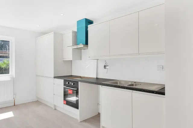 Photo 3 — Westhorne Avenue, Eltham, SE9 6JX