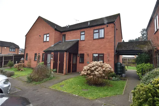 St. Georges Crescent, Droitwich, Worcestershire, WR9 8HJ, photo 1