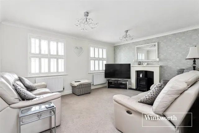Laurel Fields, Potters Bar, EN6, photo 2
